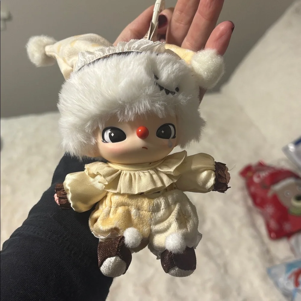 ✨ Pop Mart “Why So Serious” – Lumino Feast Figure ✨ - Picture 2 of 7